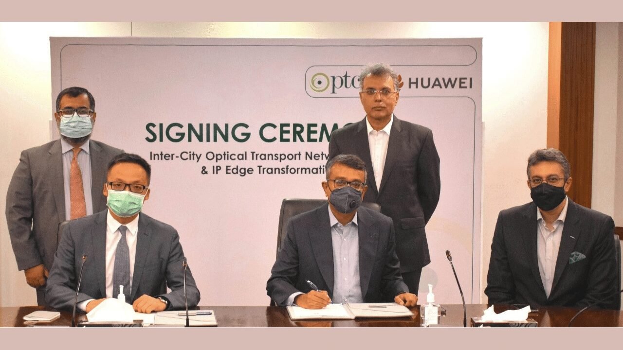 PTCL Signs Contracts with Huawei for Transformation of Its IP Edge & Optical Transport Network